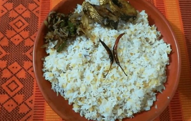 সাদা খিচুড়ি